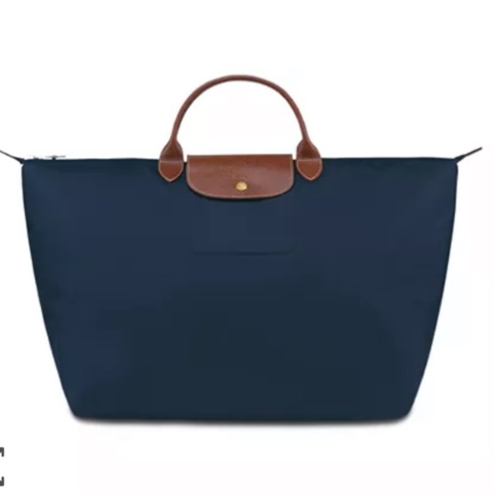 Le Pliage Longchamp “XL” Navy Blue.